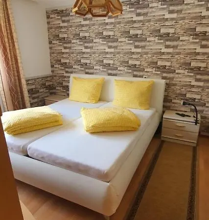 Apia House Unken